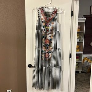See and Be Seen embroiled striped dress size M